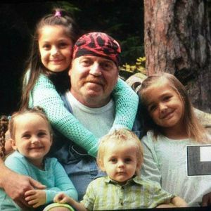 Meet your Posher, Tom